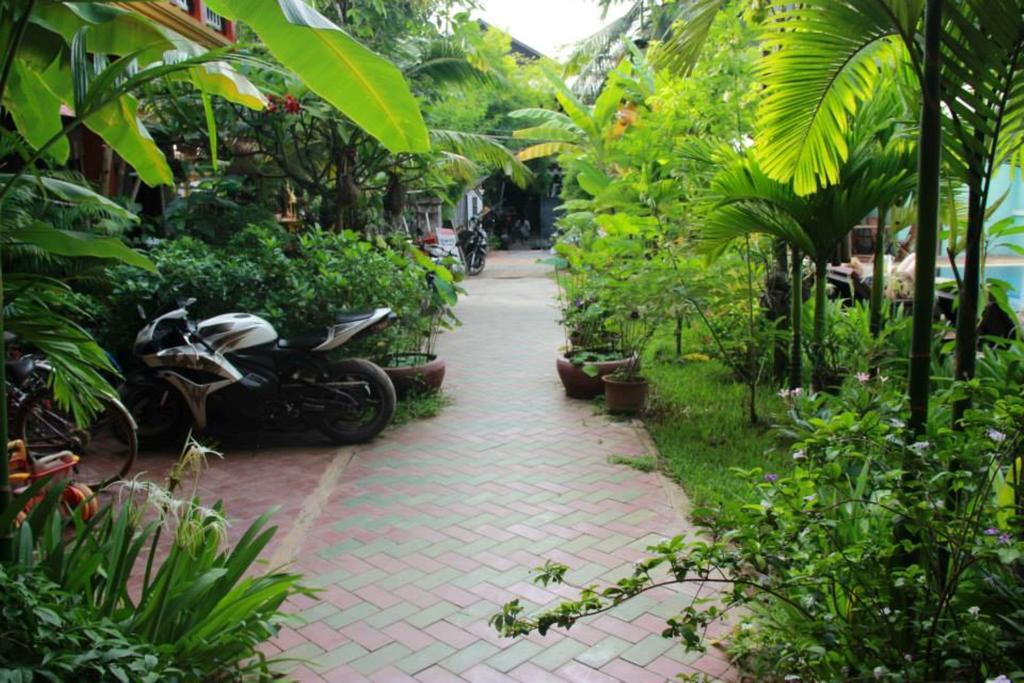 Jasmine Family Hostel Ciudad de Siem Riep Exterior foto