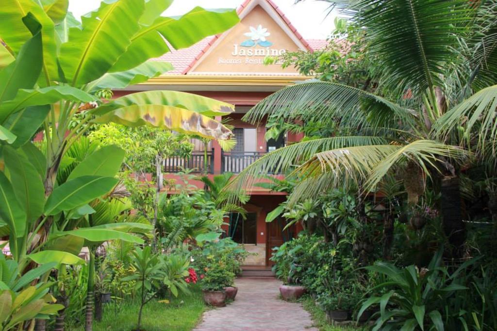 Jasmine Family Hostel Ciudad de Siem Riep Exterior foto