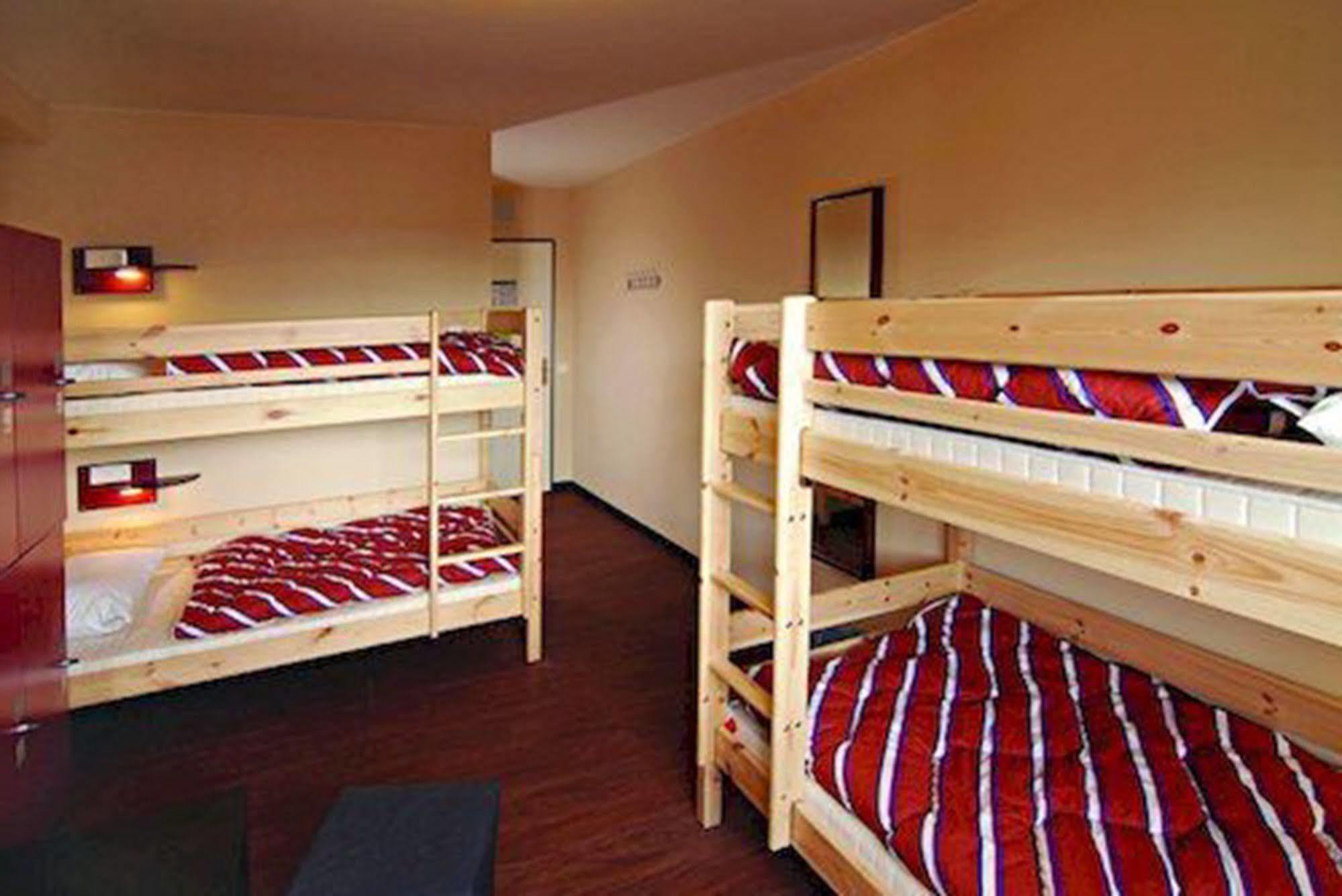 Jasmine Family Hostel Ciudad de Siem Riep Exterior foto